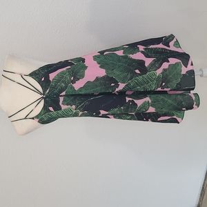 Tropical palm or banana leaf print pink dress medium